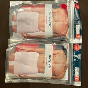 Tommy John men’s briefs. Medium  (4) 2 packs of 2. red and blue.       o